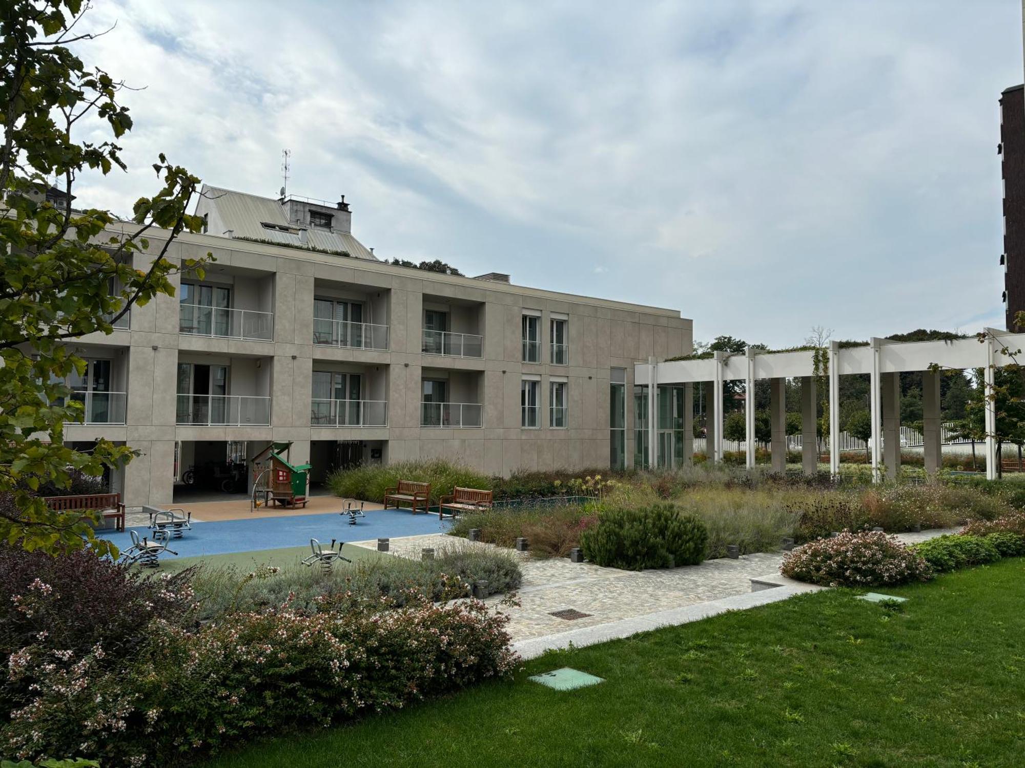 Torre Milano Skyview Suite Gym Pool & Rooftop Milão Exterior foto