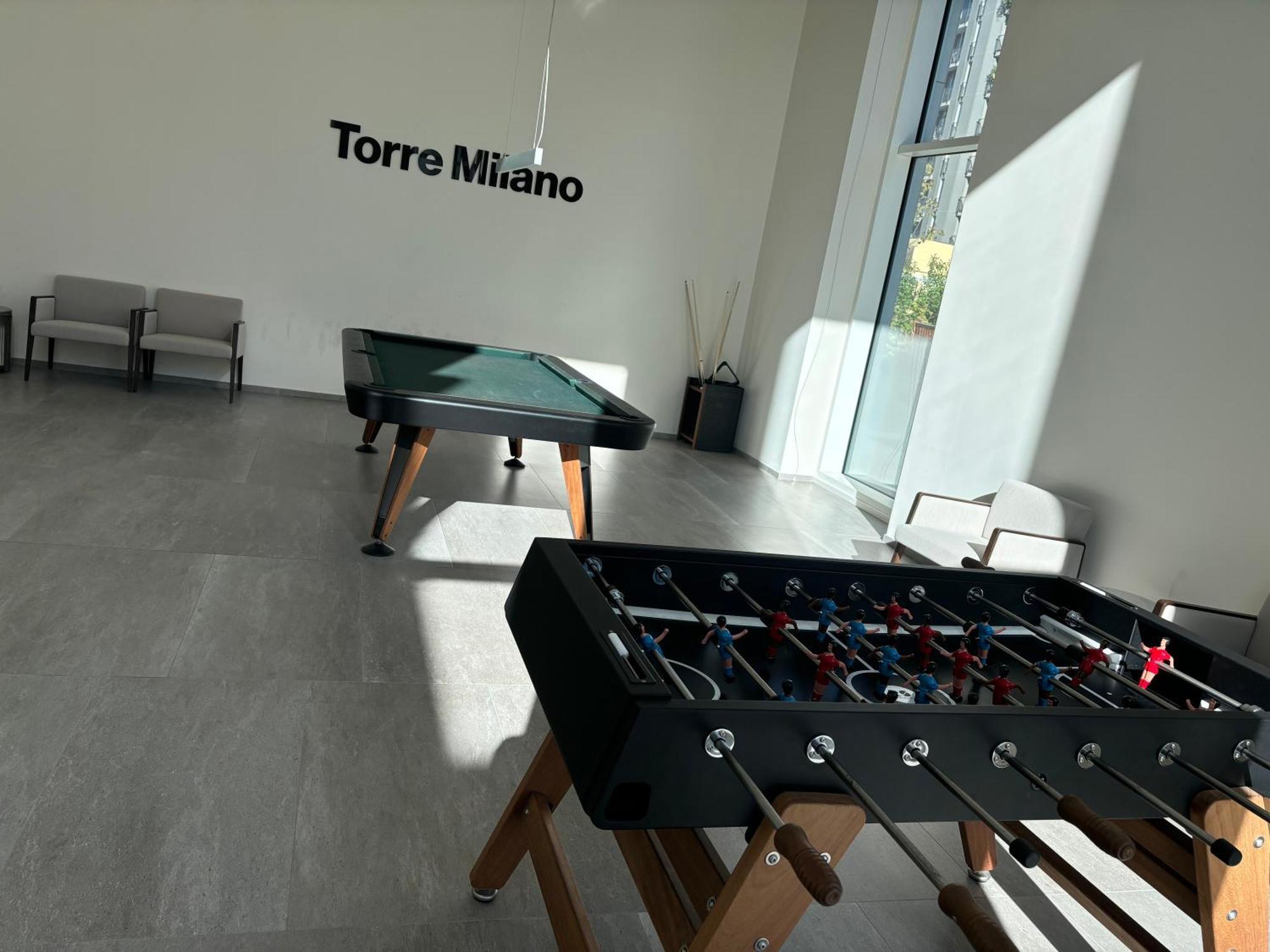 Torre Milano Skyview Suite Gym Pool & Rooftop Milão Exterior foto