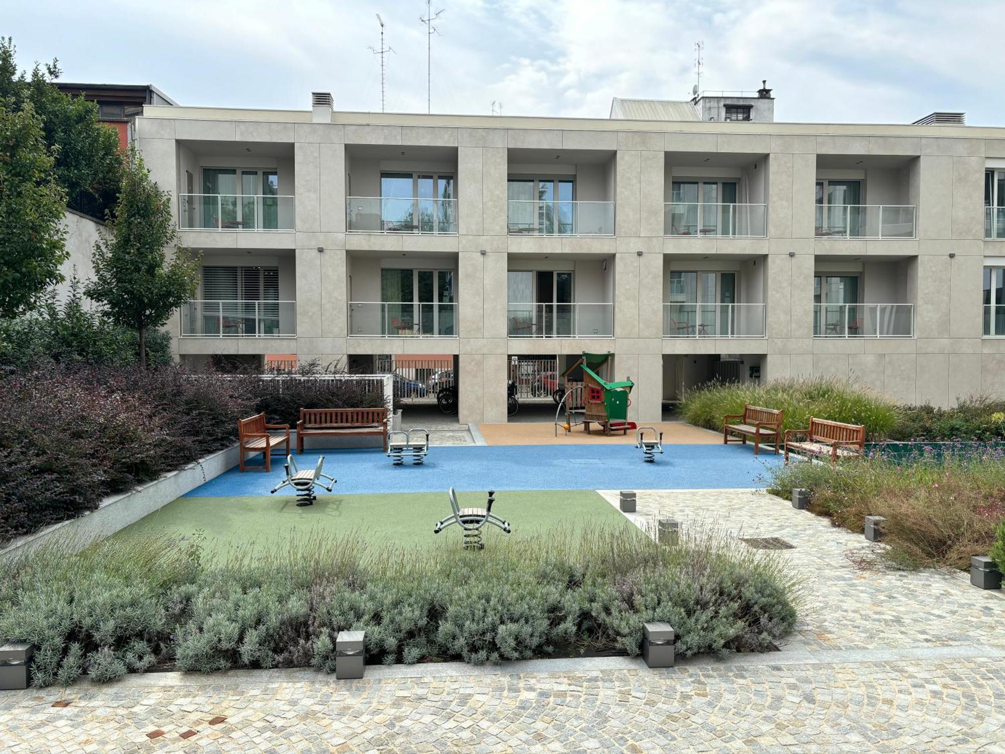 Torre Milano Skyview Suite Gym Pool & Rooftop Milão Exterior foto