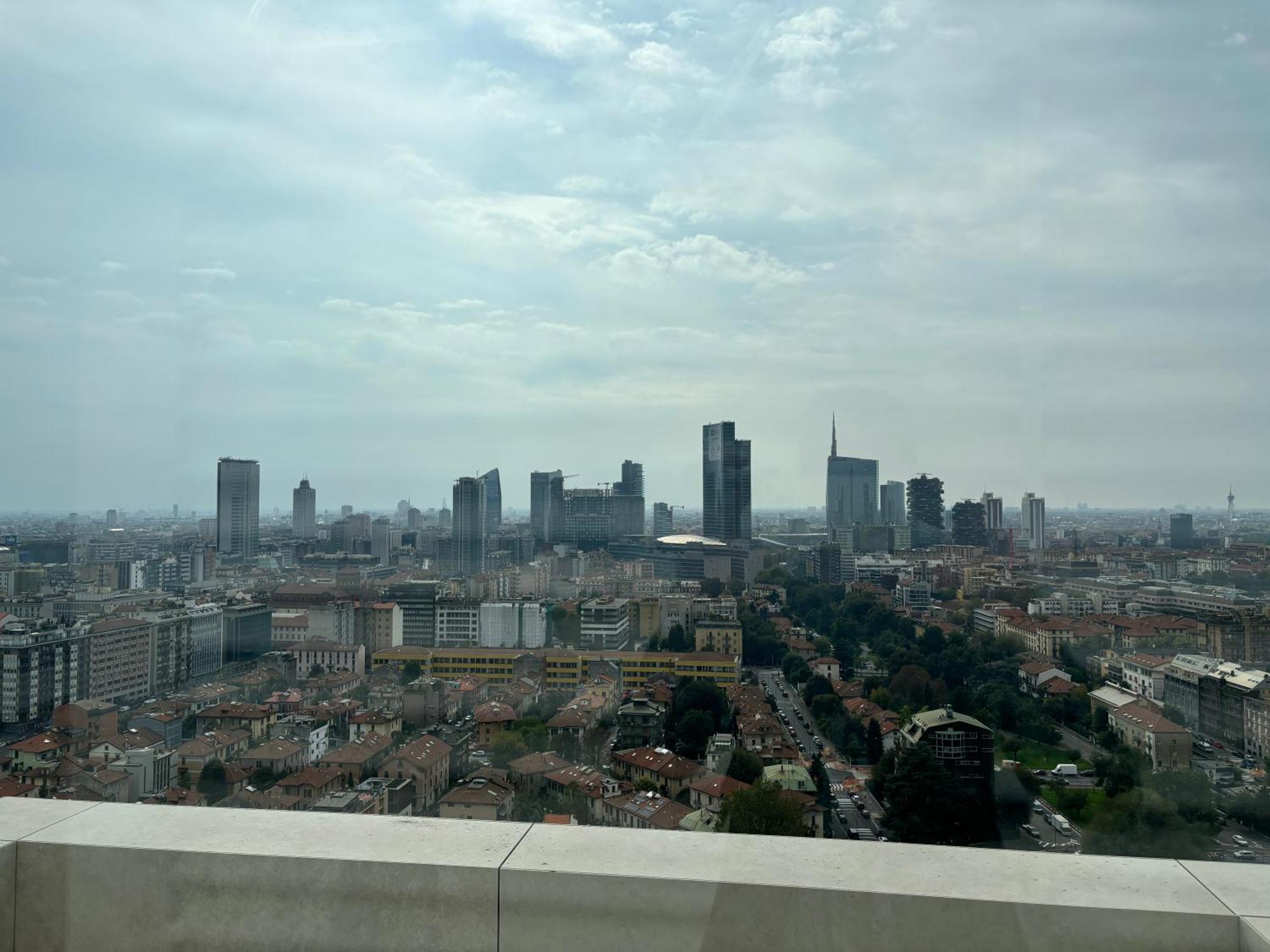 Torre Milano Skyview Suite Gym Pool & Rooftop Milão Exterior foto